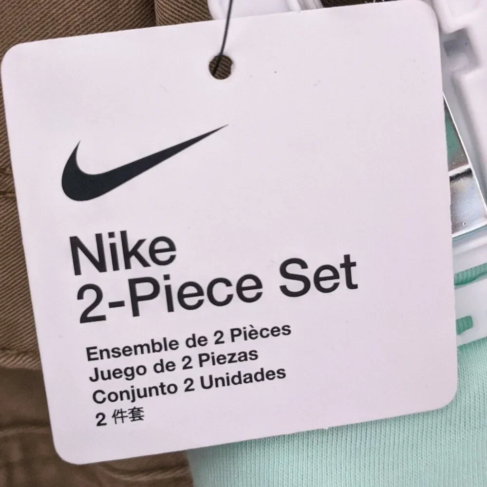 NIke‎ 2-piece SET - Picture 2 of 9